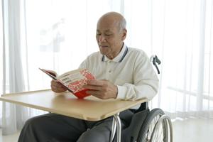 傷跡を消したい方にレーザー治療の提案